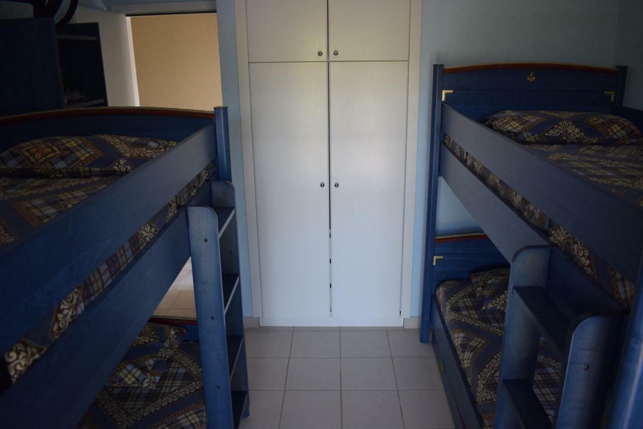 Villa Close To The Beach Ormos Panagias Luaran gambar