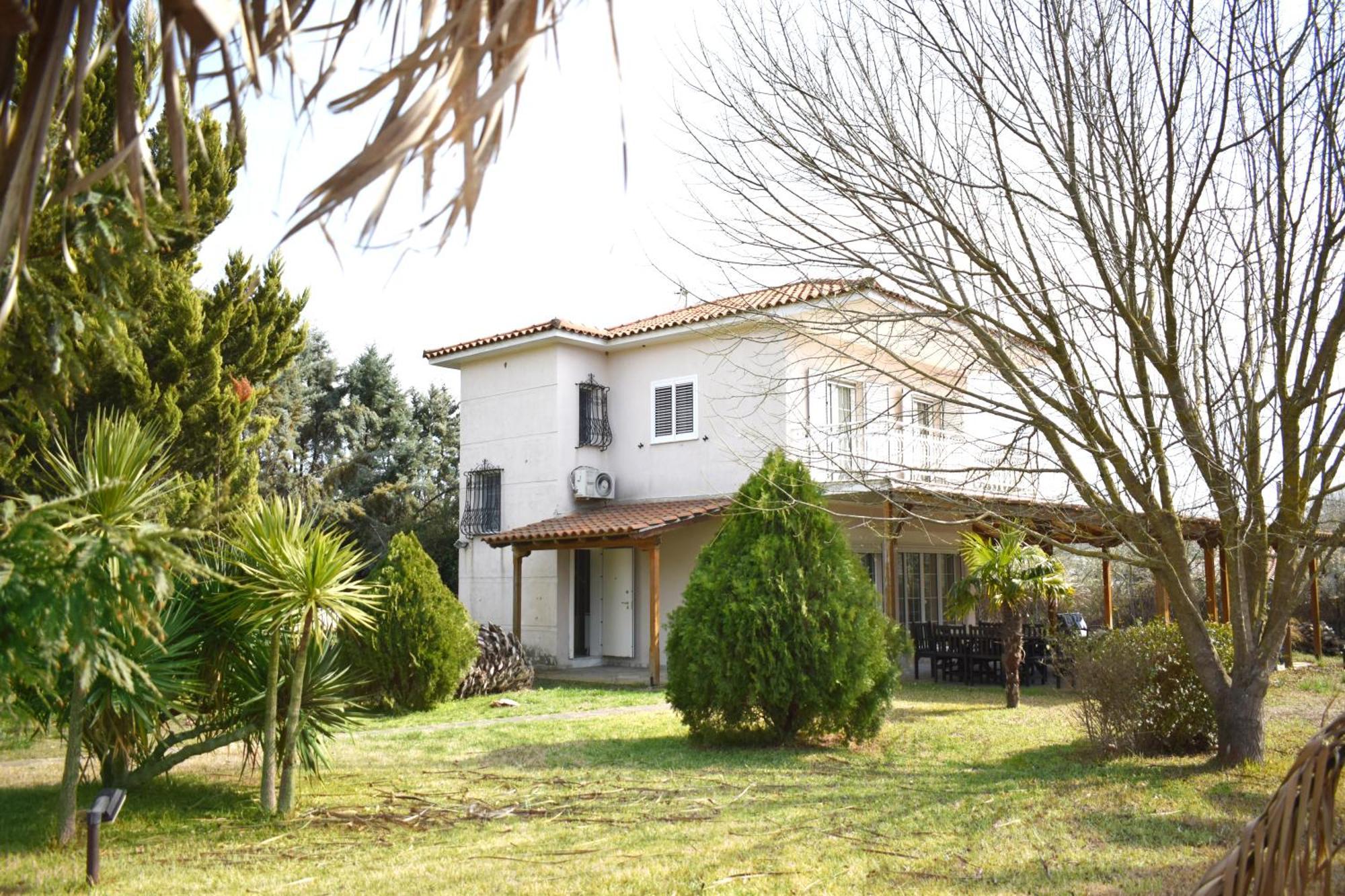 Villa Close To The Beach Ormos Panagias Luaran gambar